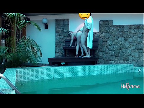 ❤️ Șeful o invită pe menajeră la piscină, dar nu a putut rezista la o partidă fierbinte ❤  at ro.com-fullporner.ru